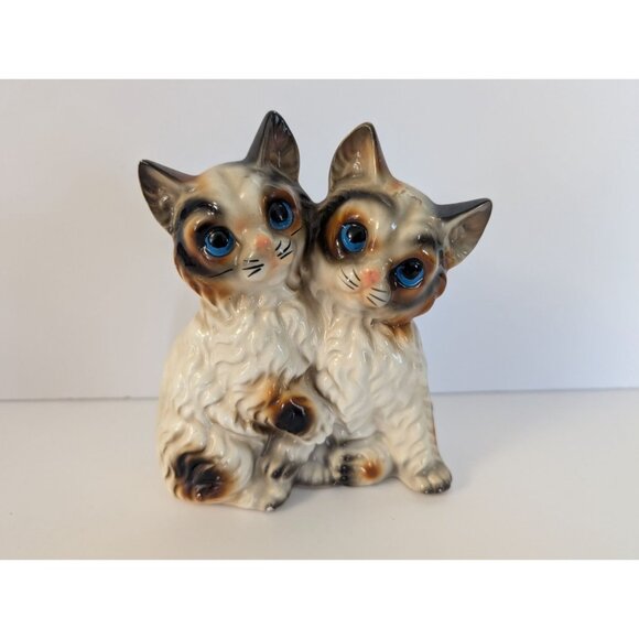Vintage Ceramic Siamese Cat Figurine Duo With Blue Eyes & Glossy Finish - Picture 1 of 6